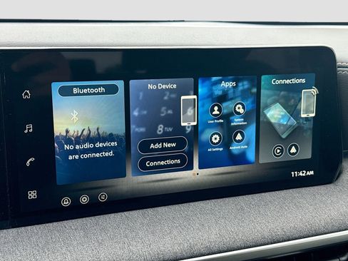 New 2026 Nissan Kicks SV FWD image 14