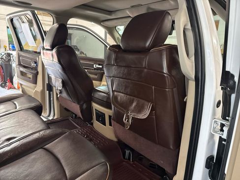 Used 2014 RAM 1500 Laramie Longhorn w/ Convenience Group AWD/4WD image 38