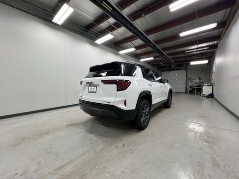 New 2026 GMC Terrain AT4 w/ Technology Package II image 8