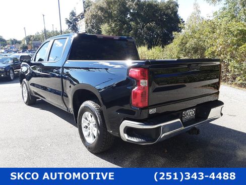 Used 2020 Chevrolet Silverado 1500 LT w/ Convenience Package image 3