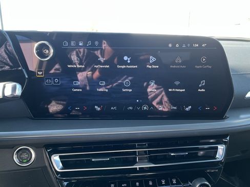 New 2026 Chevrolet Traverse LT image 16