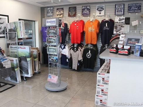 Used 2022 Dodge Durango GT image 34