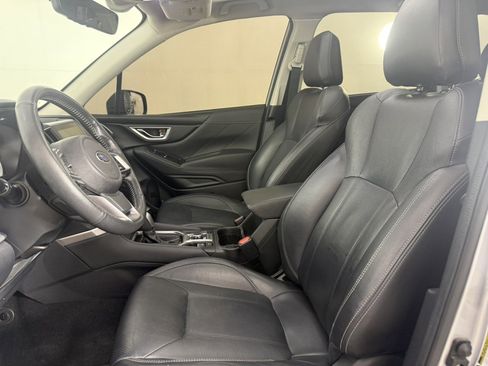 Used 2019 Subaru Forester Limited w/ Popular Package #3 image 15