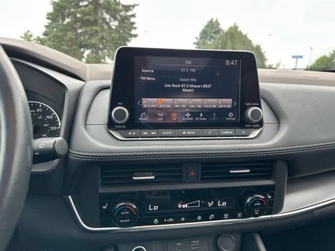 Certified 2023 Nissan Rogue SV w/ SV Premium B Package AWD/4WD image 30