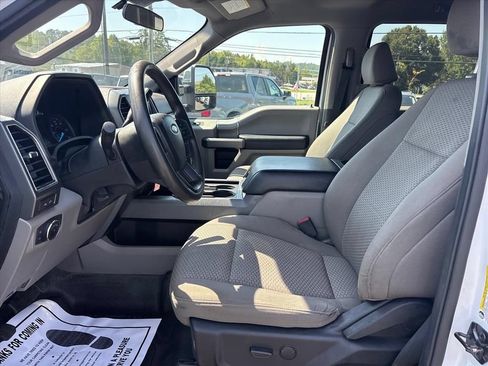 Used 2021 Ford F250 XLT w/ XLT Premium Package AWD/4WD image 24