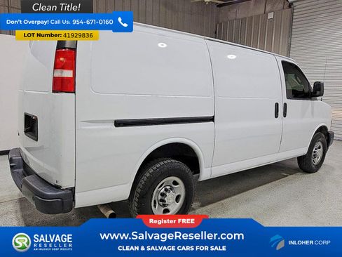 Used 2019 Chevrolet Express 2500 w/ Communications Package RWD image 4