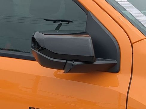 Certified 2025 Chevrolet Colorado Z71 w/ Z71 Convenience Package 2 image 11