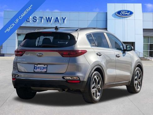 Used 2022 Kia Sportage EX image 4