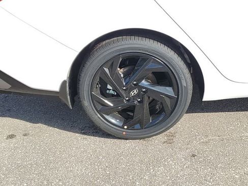 New 2026 Hyundai Elantra SEL Sport Premium FWD image 5