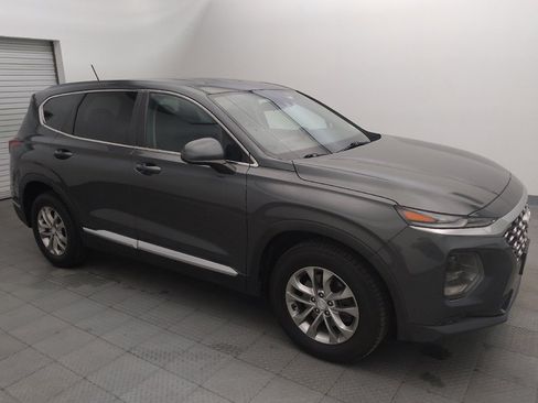 Used 2020 Hyundai Santa Fe SE AWD/4WD image 11