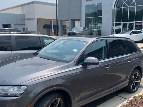 Used 2019 Audi Q7 3.0T Prestige AWD/4WD image 2