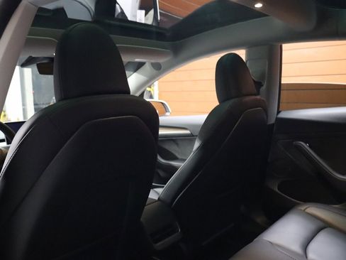 Used 2021 Tesla Model 3 Standard Range Plus RWD image 26