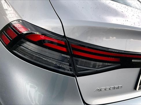 Used 2023 Honda Accord EX image 29