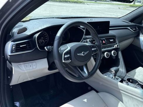 Used 2023 Genesis G70 2.0T RWD image 13