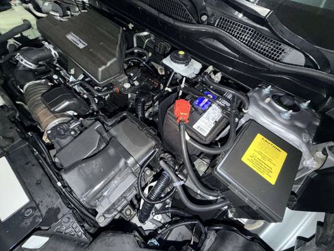 Used 2018 Honda CR-V EX image 14