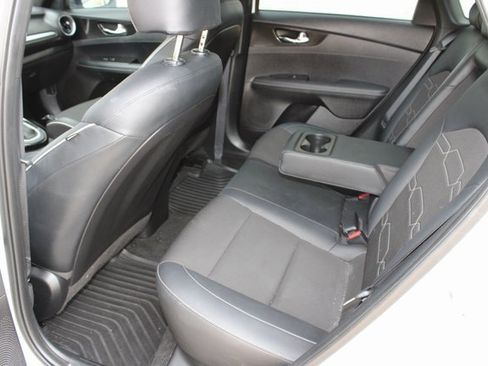 Used 2023 Kia Forte GT-Line w/ GT-Line Technology Package image 5