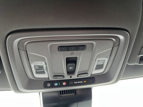 New 2026 GMC Sierra 1500 SLE w/ Preferred Package image 17