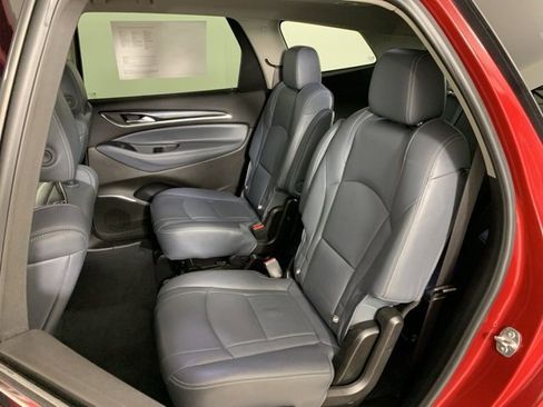 Used 2021 Buick Enclave Premium w/ Sun and Sites Package image 33