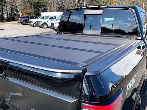 Used 2020 Nissan Titan PRO-4X w/ Pro-4x Convenience Package image 32