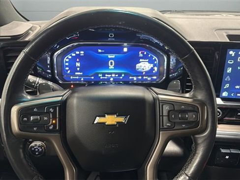 Used 2022 Chevrolet Silverado 1500 High Country image 18