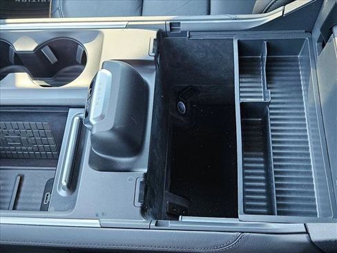 Used 2025 Ford Expedition Tremor image 15