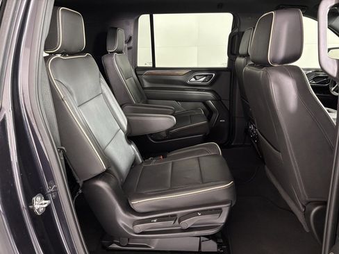Used 2024 Chevrolet Suburban Premier image 45
