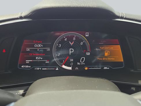 Used 2022 Chevrolet Corvette Stingray Preferred Cpe w/ Z51 Performance Package RWD image 18