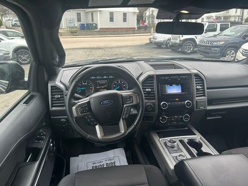 Used 2018 Ford Expedition XLT AWD/4WD image 15