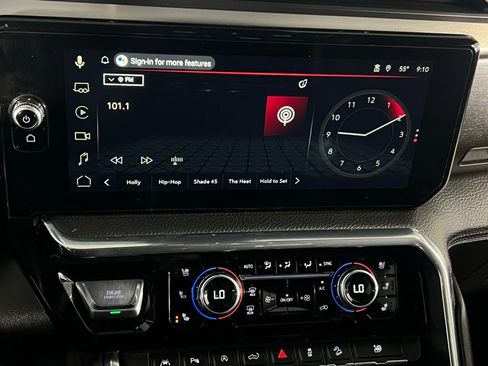 Used 2024 GMC Sierra 1500 Denali w/ Technology Package image 16