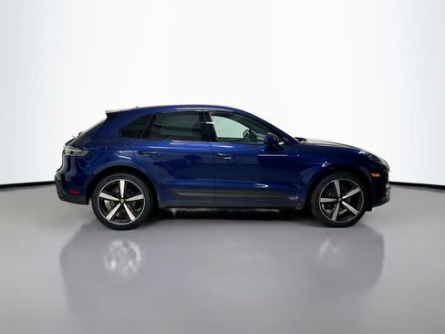 Certified 2026 Porsche Macan AWD/4WD image 8