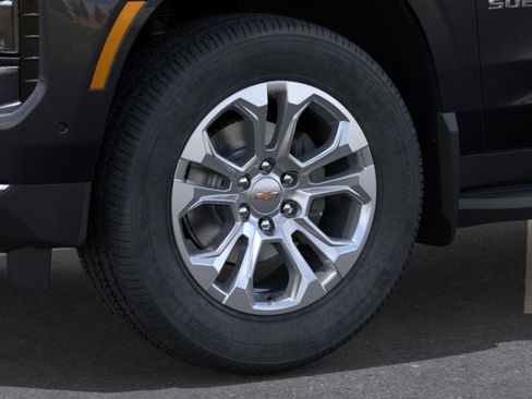 New 2026 Chevrolet Suburban LT w/ Comfort Package AWD/4WD image 9