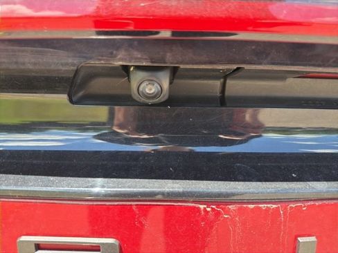 Used 2024 Toyota Prius XLE FWD image 6