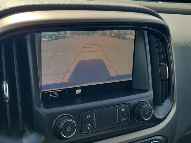 Used 2019 Chevrolet Colorado Z71 AWD/4WD image 17