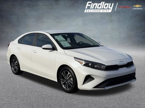 Used 2024 Kia Forte LXS FWD image 1