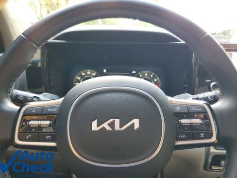 Used 2023 Kia Sorento SX FWD image 21