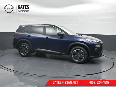 Used 2024 Nissan Rogue SV FWD image 1