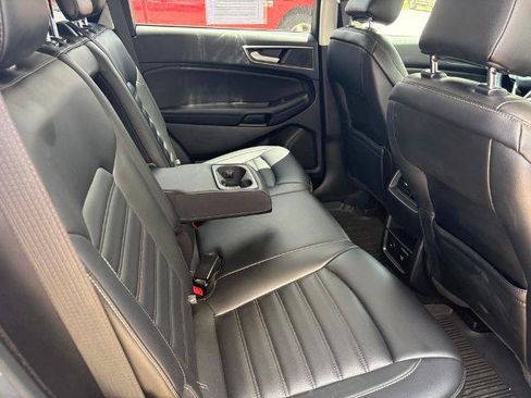 Certified 2022 Ford Edge SEL w/ Convenience Package AWD/4WD image 8