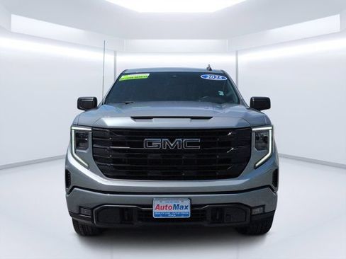 Used 2025 GMC Sierra 1500 Elevation AWD/4WD image 8
