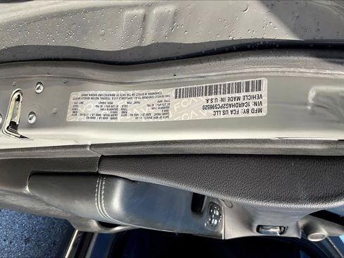 Used 2023 Dodge Durango SXT Launch Edition image 59