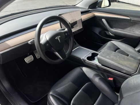 Used 2023 Tesla Model 3 Performance image 16