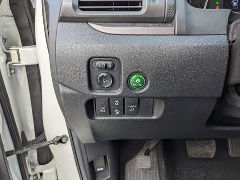 Used 2021 Honda Ridgeline Sport image 35