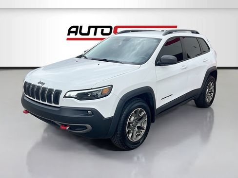 Used 2020 Jeep Cherokee Trailhawk AWD/4WD image 3