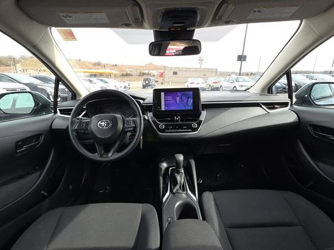 Used 2024 Toyota Corolla LE image 29