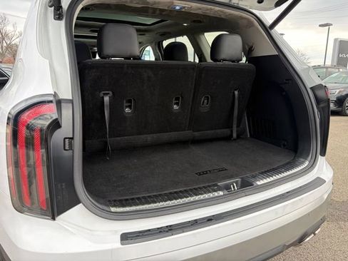 Used 2023 Kia Telluride SX Prestige image 12