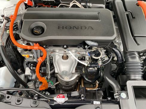 Certified 2024 Honda Accord Sport image 19