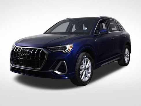 Used 2023 Audi Q3 2.0T Premium Plus AWD/4WD image 1