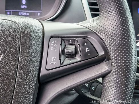 Used 2020 Chevrolet Trax LS w/ Tint and Cruise Package image 18