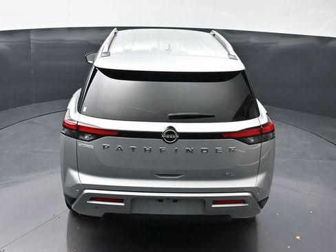 Used 2025 Nissan Pathfinder SL image 36