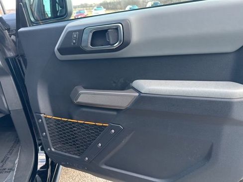 Used 2022 Ford Bronco Badlands image 46