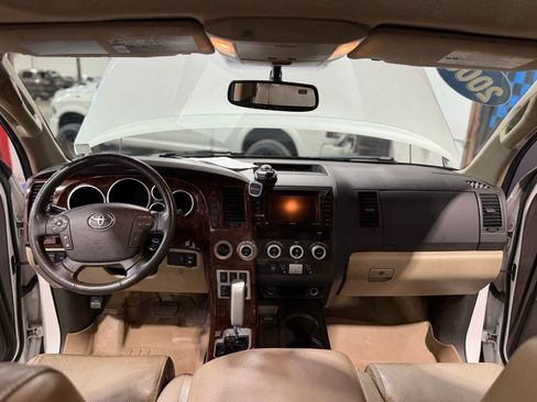 Used 2008 Toyota Sequoia Platinum AWD/4WD image 14